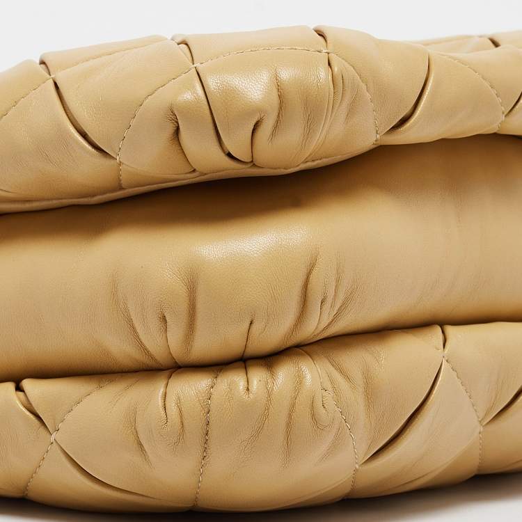 Pre Owned Loewe Beige Leather Pleated Goya Puffer Shoulder Bag