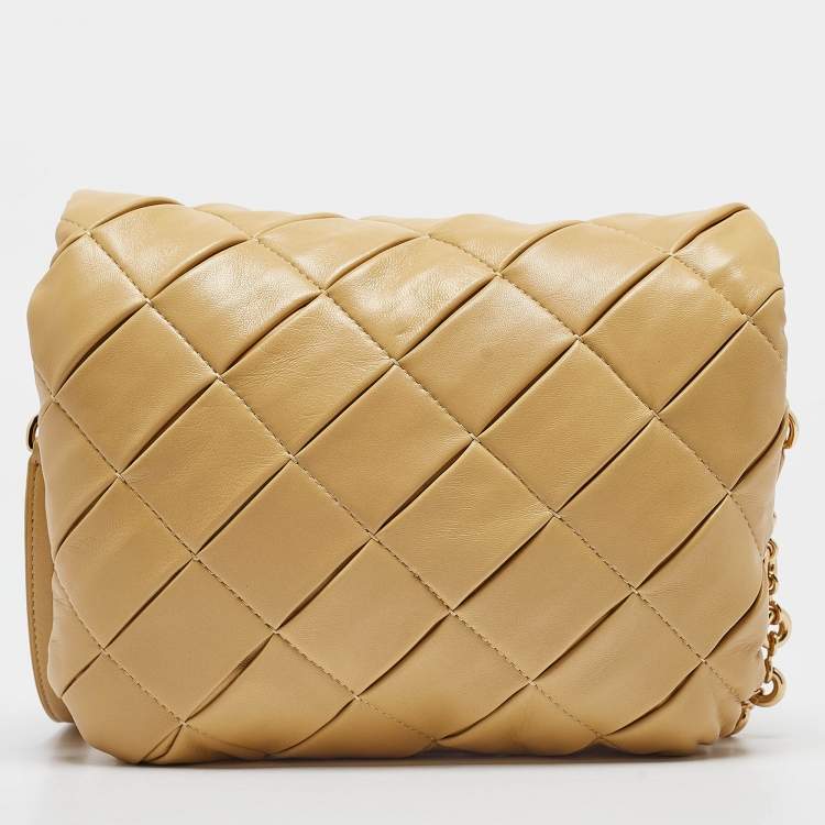 Pre Owned Loewe Beige Leather Pleated Goya Puffer Shoulder Bag