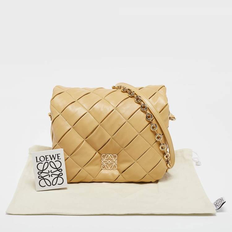 Pre Owned Loewe Beige Leather Pleated Goya Puffer Shoulder Bag