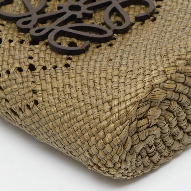 Pre Owned Loewe Green Raffia and Canvas Anagram Ajouré Bucket Bag