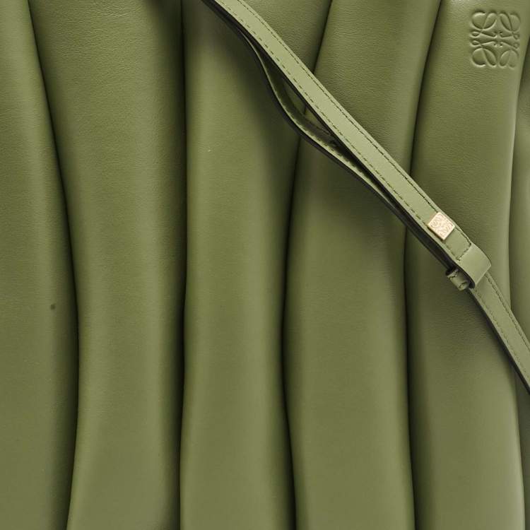Pre Owned Loewe Rosemary Leather Ondas Flamenco Knot Shoulder Bag