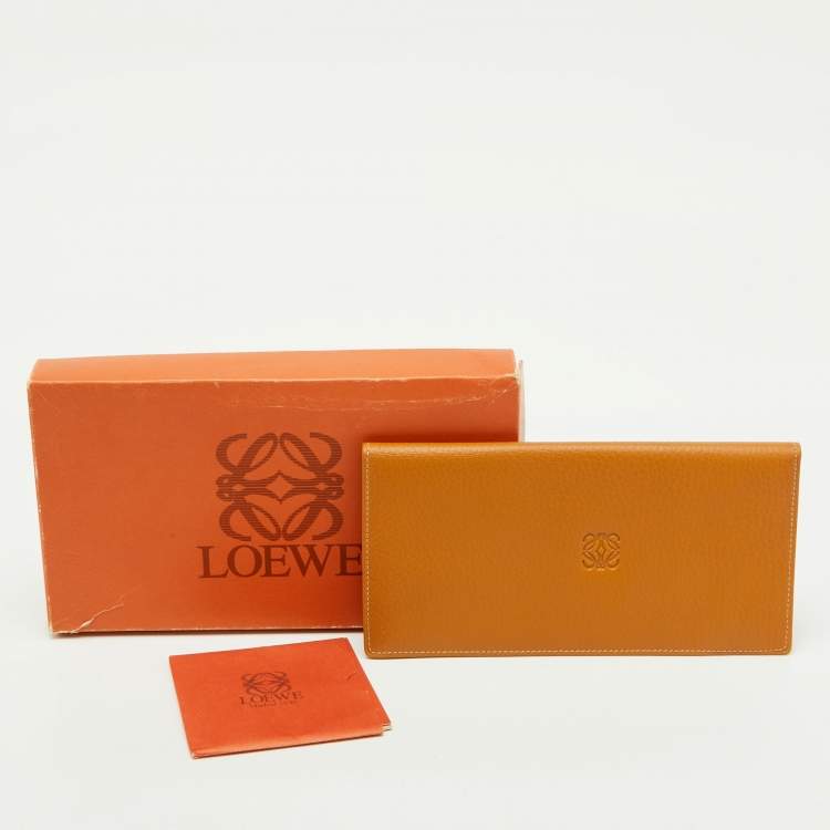 Pre Owned Loewe Brown Leather Anagram Long Wallet