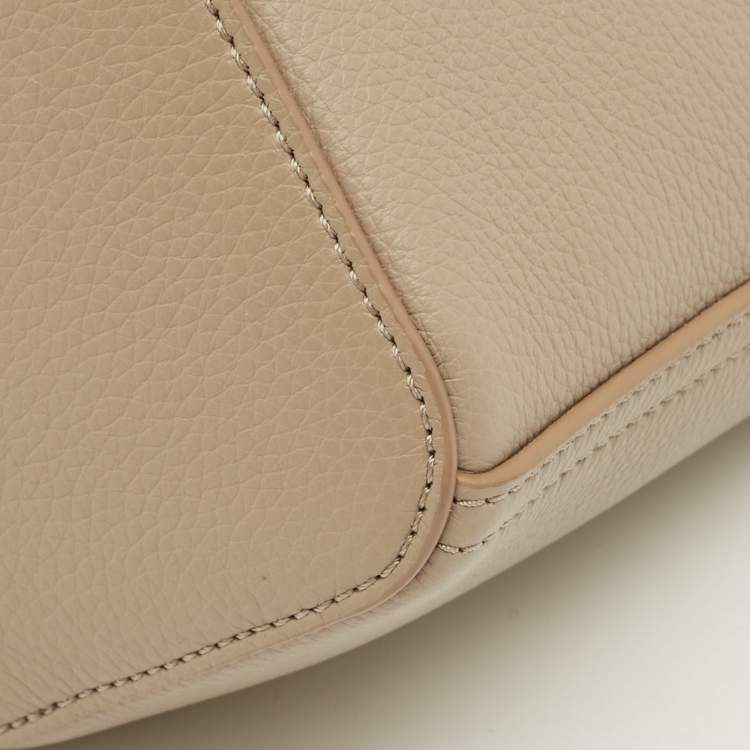 Pre Owned Loewe Beige Leather Mini Pebble Bucket Bag