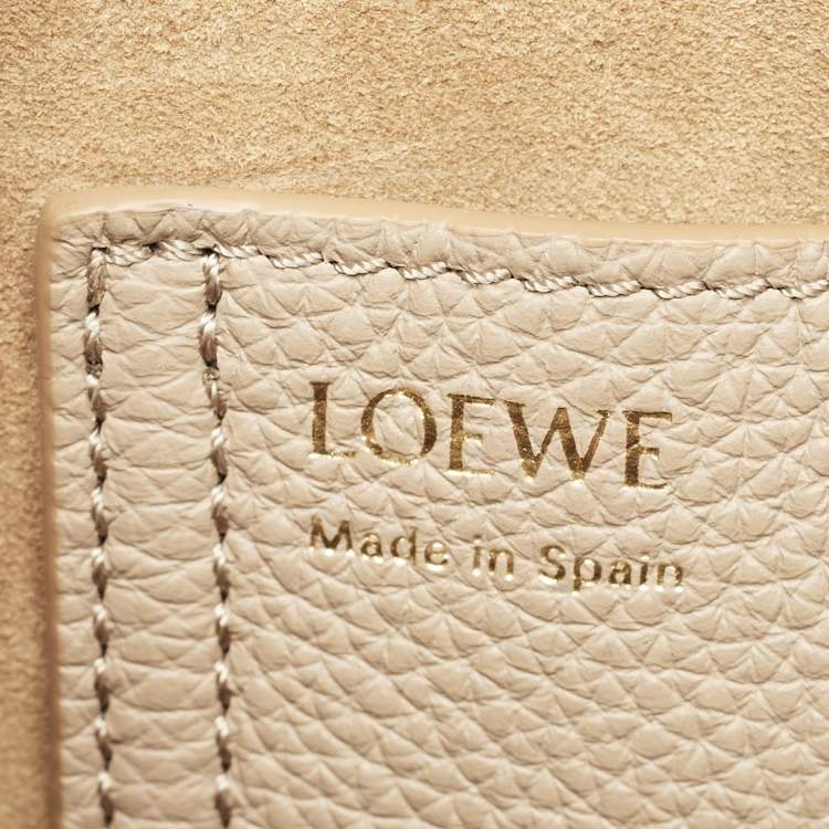 Pre Owned Loewe Beige Leather Mini Pebble Bucket Bag