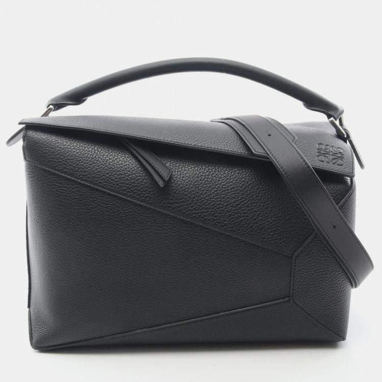 Pre Owned Loewe Puzzle Edge Large Black Leather Shoulder Bag