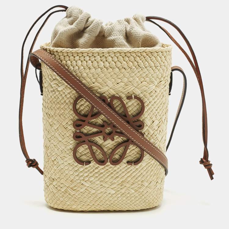 Pre Owned Loewe Anagram Square Pocket Cream/Brown Raffia Bucket Bag