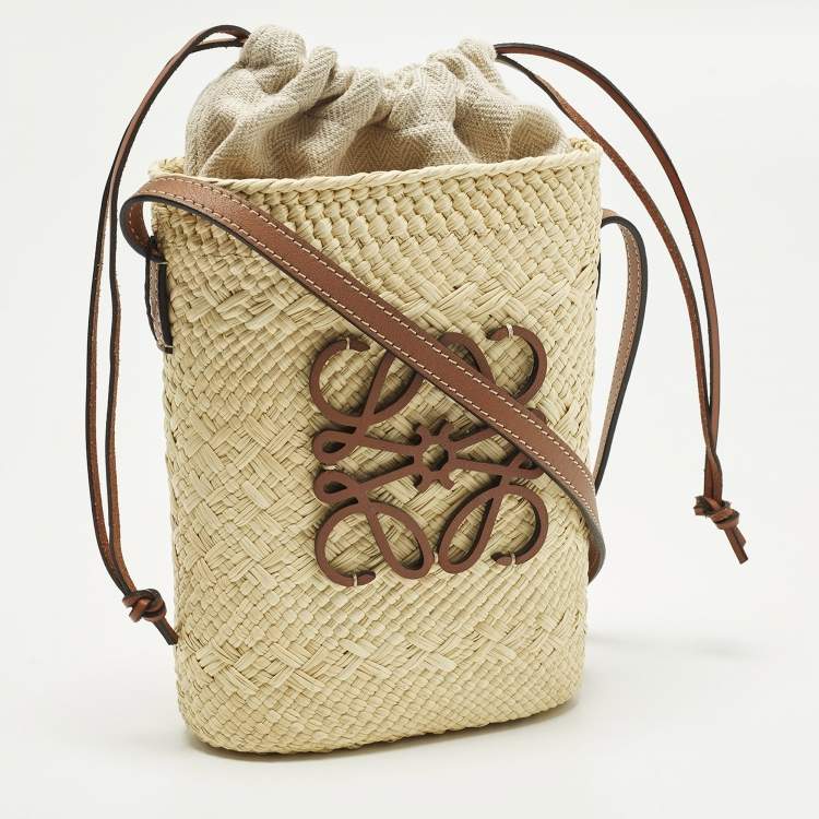 Pre Owned Loewe Anagram Square Pocket Cream/Brown Raffia Bucket Bag