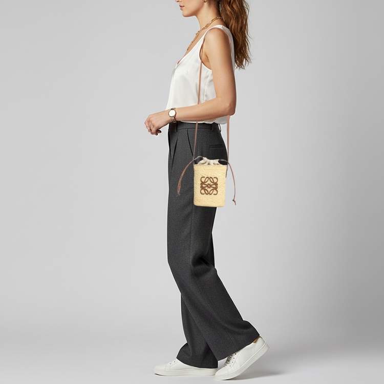 Pre Owned Loewe Anagram Square Pocket Cream/Brown Raffia Bucket Bag
