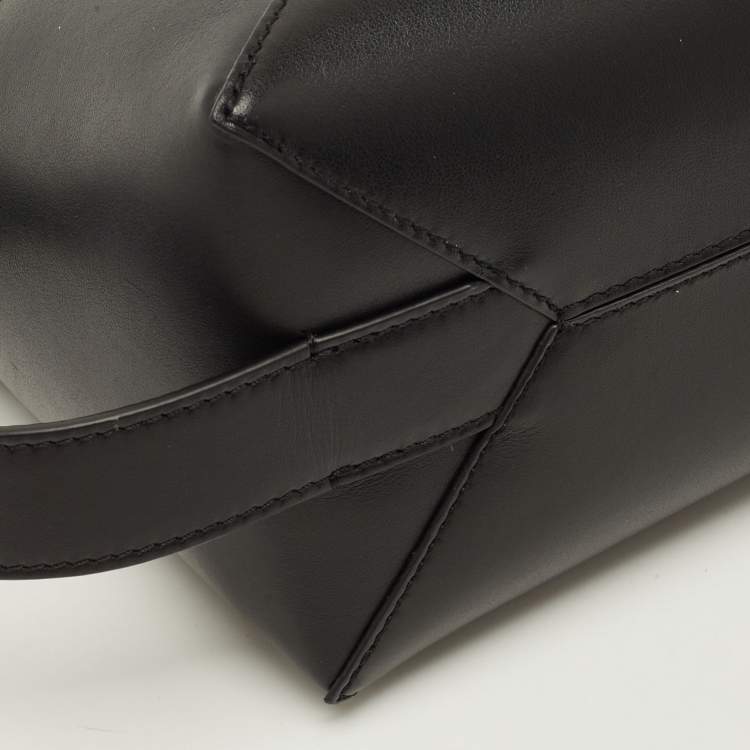 Pre Owned Loewe Puzzle Black Leather Make-Up Bag