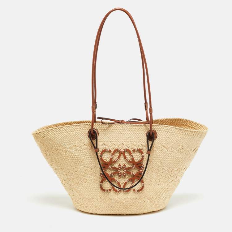 Pre Owned Loewe Anagram Medium Brown/Natural Iraca Palm Basket Tote