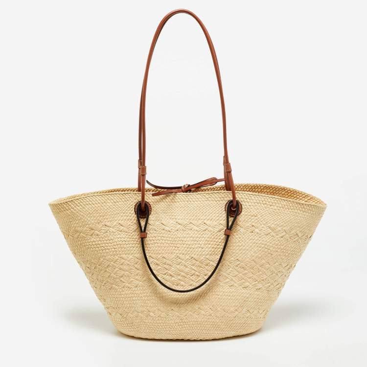 Pre Owned Loewe Anagram Medium Brown/Natural Iraca Palm Basket Tote