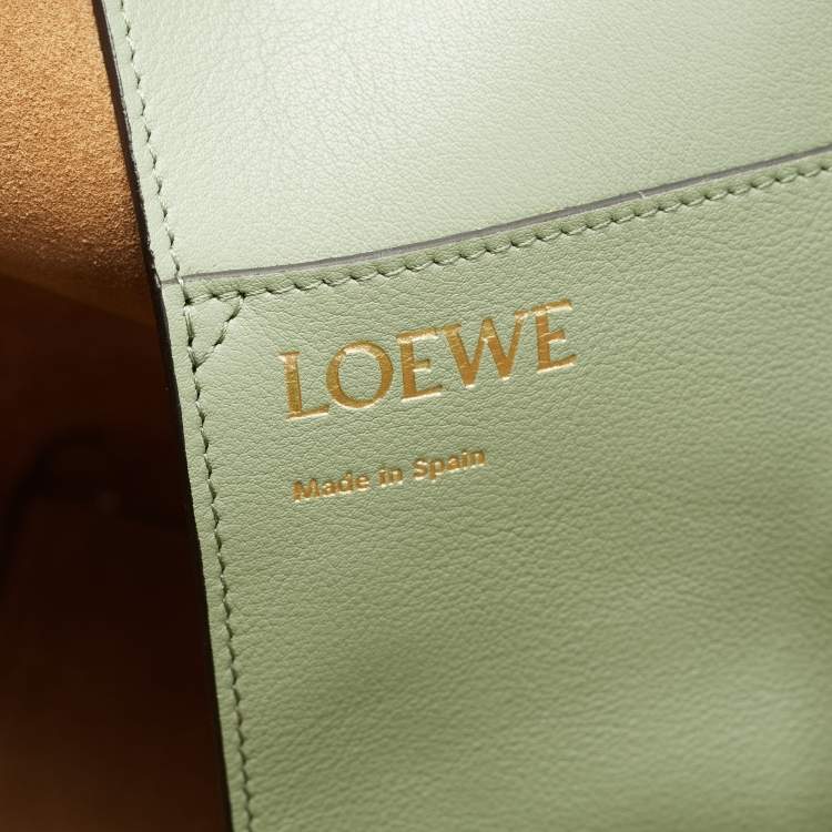 Pre Owned Loewe Green Leather Medium Anagram Tote