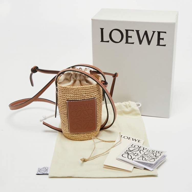 مملوكة مسبقًا  Loewe Beige/Brown Woven Raffia and Leather Cylinder Pocket Crossbody Bag