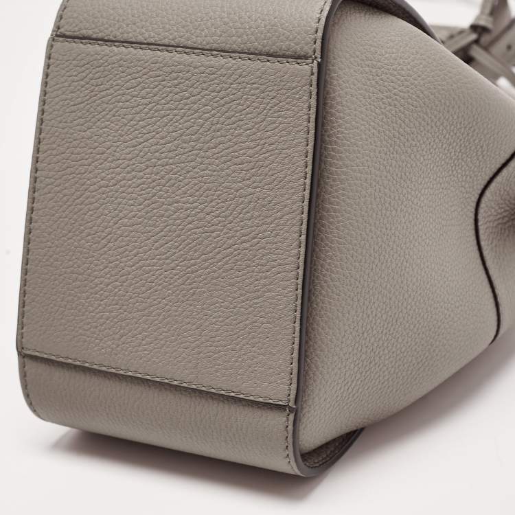 Pre Owned Loewe Olive Green Leather Mini Hammock Drawstring Bag