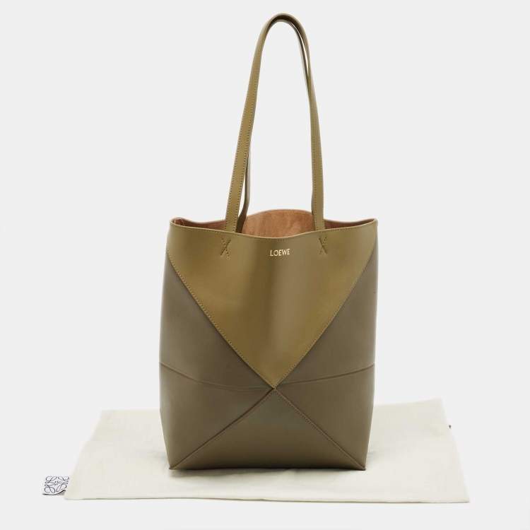 Pre Owned Loewe Green Leather Medium Puzzle Fold Tote