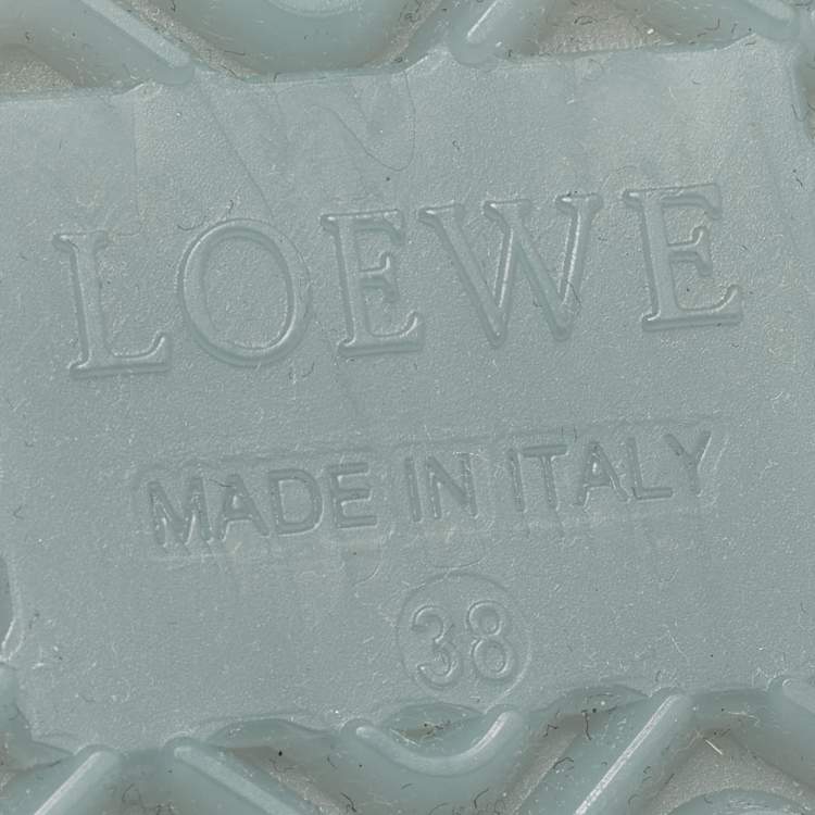 Pre Owned Loewe Flow Runner Size 38 Transparent Rubber Lace Up Sneakers