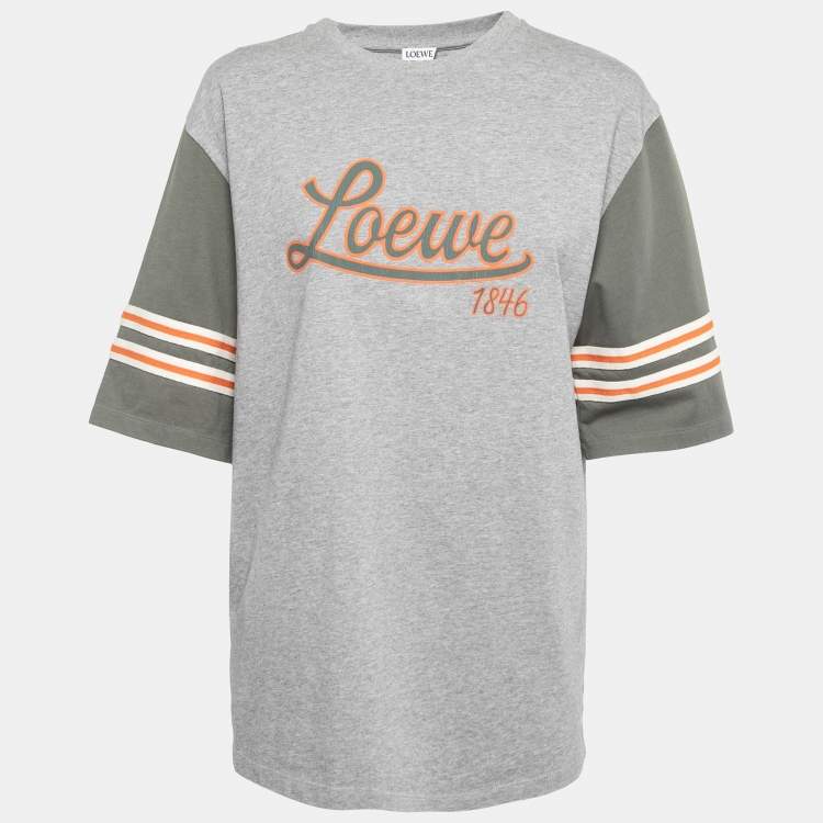 Pre Owned Loewe Grey Logo Printed Cotton Oversized Half Sleeve T-Shirt XS