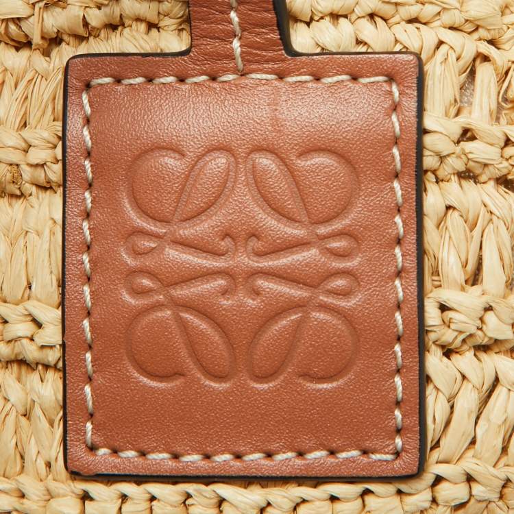 مملوكة مسبقًا Loewe Beige/Brown Raffia and Leather Moon Shell Crossbody Bag