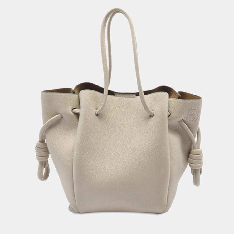 Flamenco knot leather tote hotsell