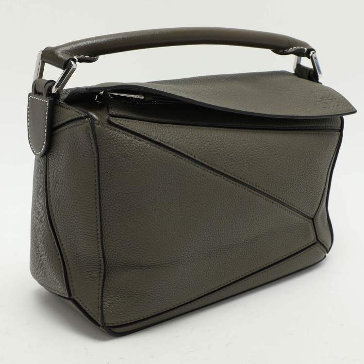 Pre Owned Loewe Olive Green Leather Small Puzzle Shoulder Bag