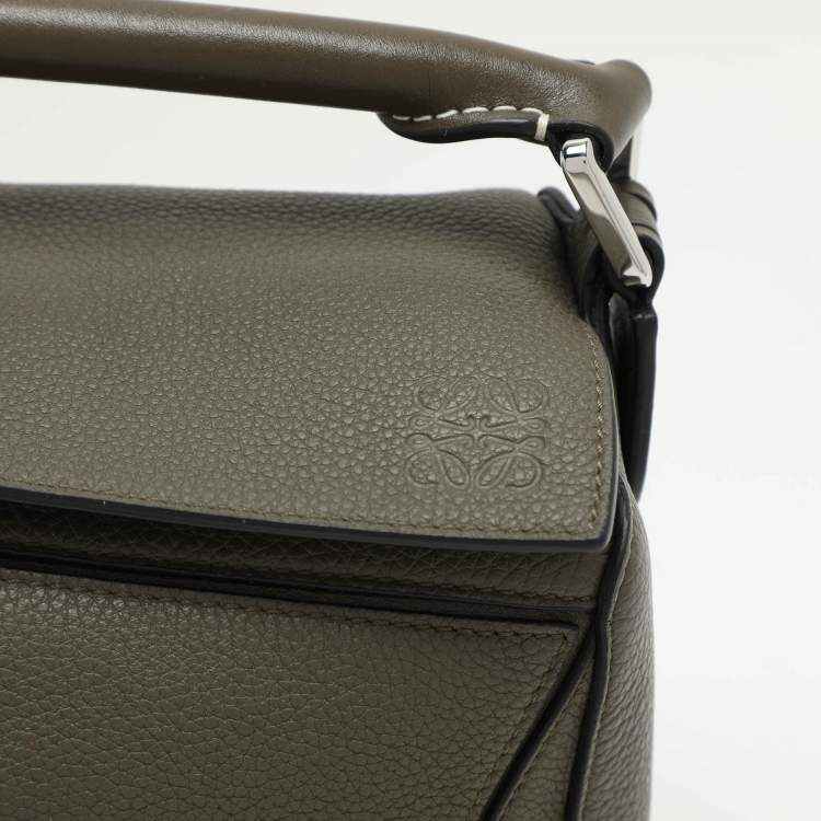 Pre Owned Loewe Olive Green Leather Small Puzzle Shoulder Bag