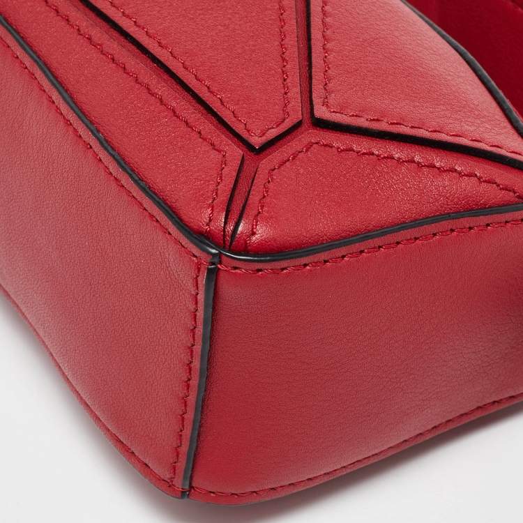 Pre Owned Loewe Red Leather Nano Puzzle Shoulder Bag