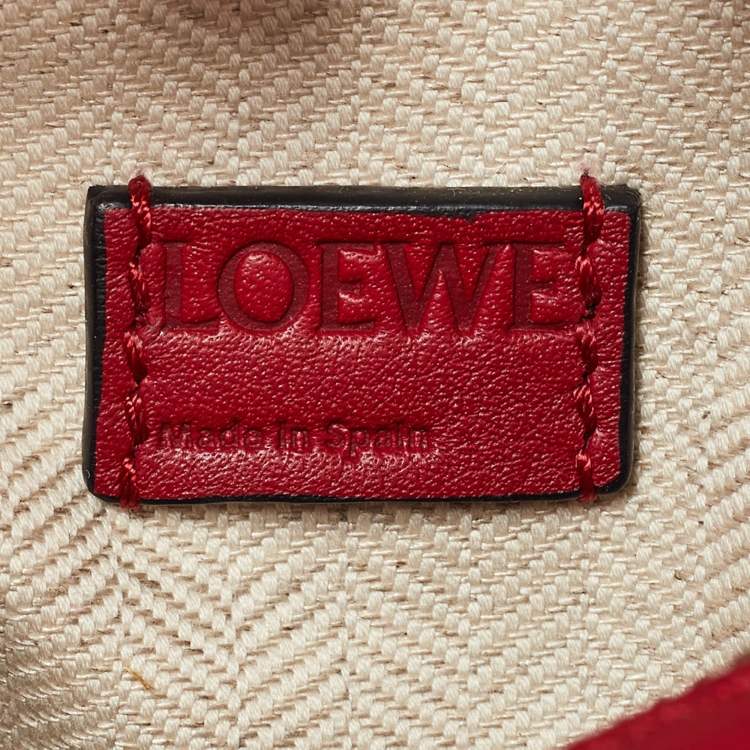 Pre Owned Loewe Red Leather Nano Puzzle Shoulder Bag