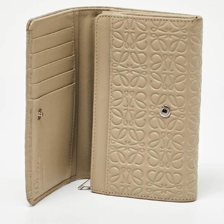 Pre Owned Loewe Beige Signature Embossed Leather Compact Wallet