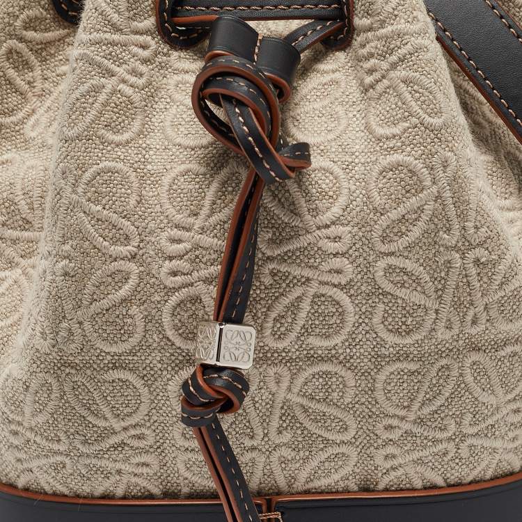 Pre Owned Loewe Beige/Black Anagram Jacquard Canvas and Leather Balloon Bucket Bag