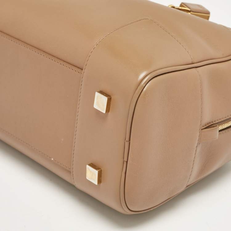 Pre Owned Loewe Beige Leather Amazona 28 Bag