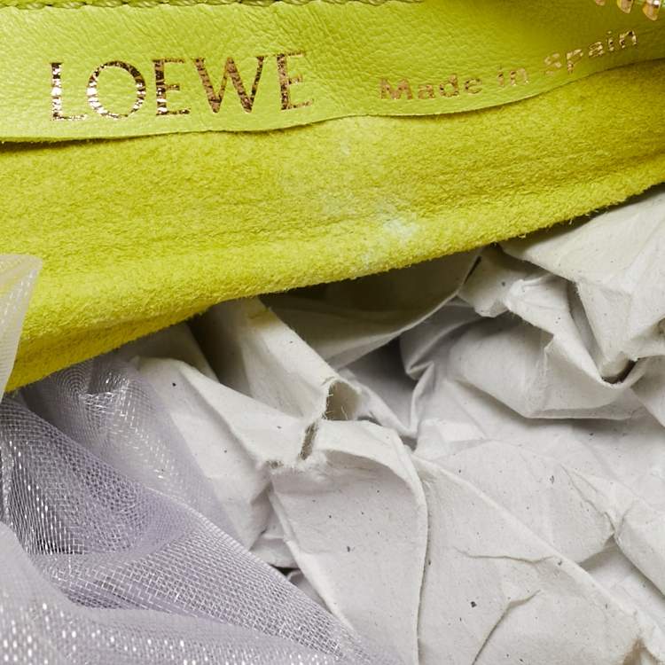 Pre Owned Loewe Lime Green Pleated Leather Bracelet Pouch Bag