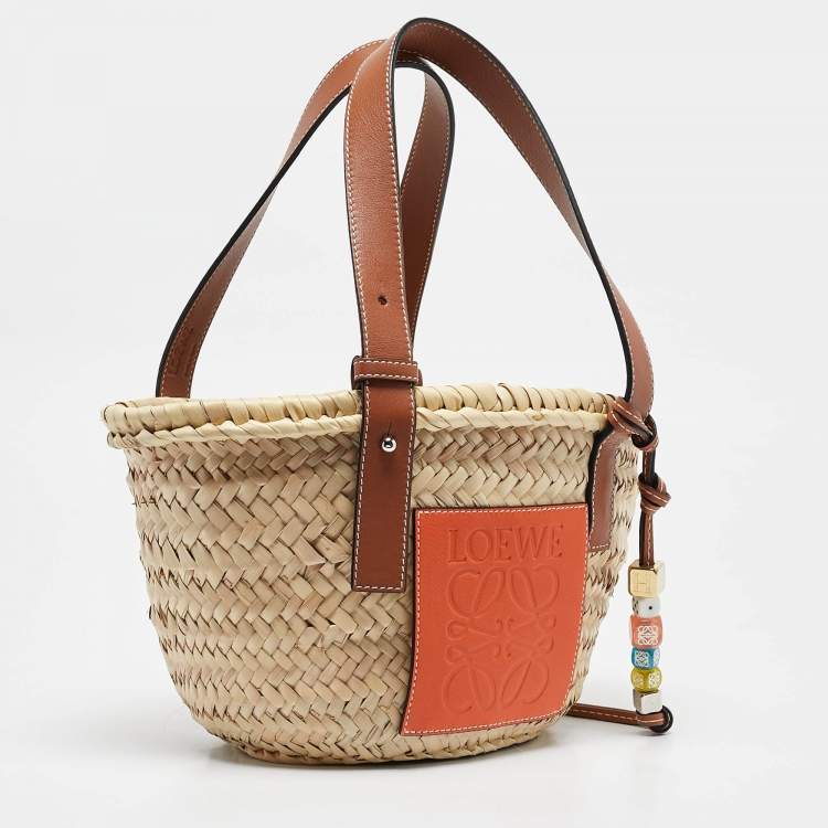 Pre Owned Loewe Brown/Cream Woven Raffia and Leather Basket Bag