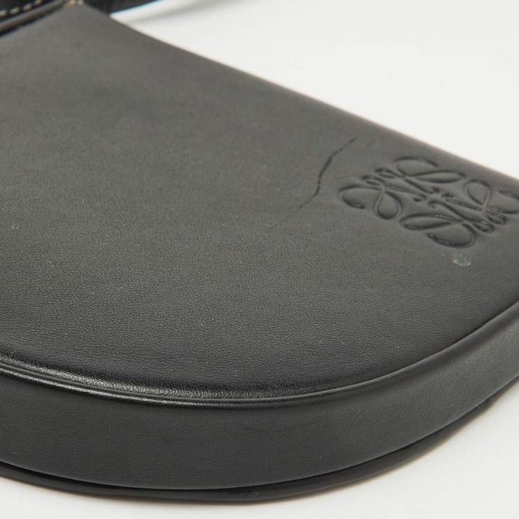Pre Owned Loewe Black Leather Small Heel Crossbody Bag