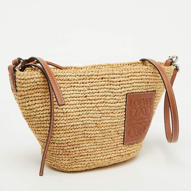 Pre Owned Loewe Beige/Tan Woven Raffia and Leather Slit Pochette Bag