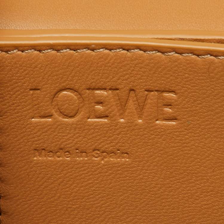 مملوكة مسبقًا Loewe Light Brown Leather Goya Logo Flap Shoulder Bag