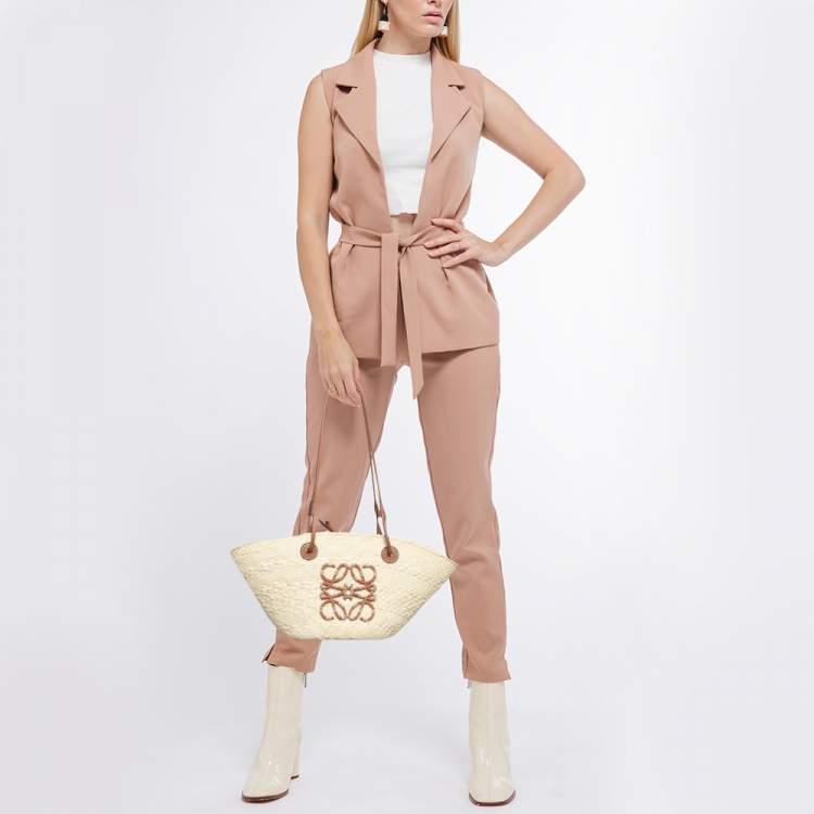 Pre Owned Loewe Cream/Brown Woven Raffi and Leather Small Anagram Basket Bag