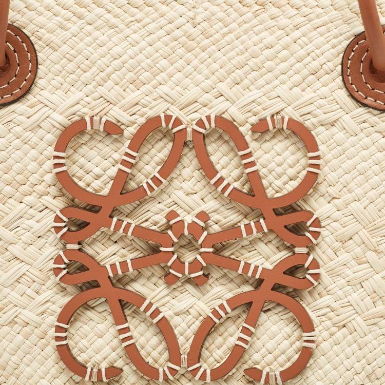 Pre Owned Loewe Cream/Brown Woven Raffi and Leather Small Anagram Basket Bag