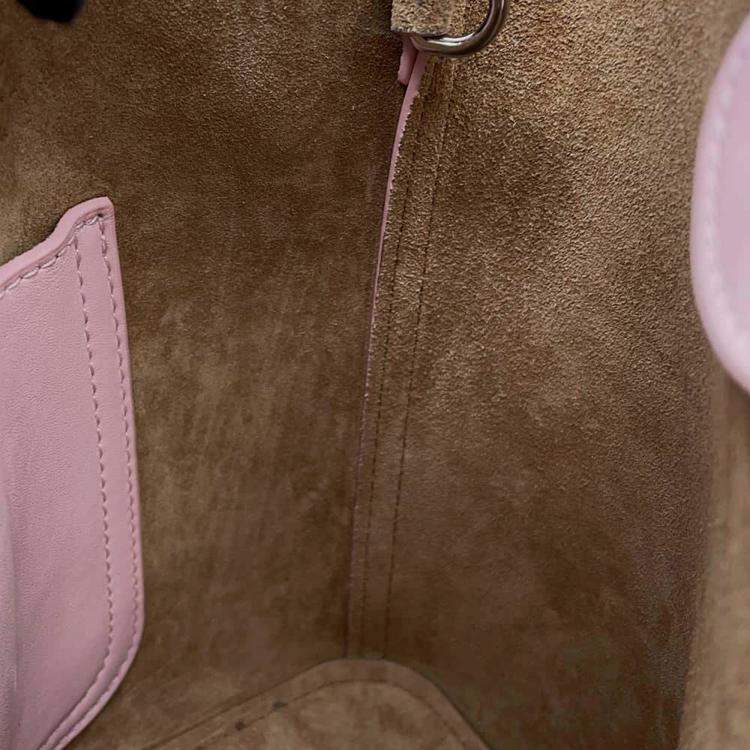 Pre Owned Loewe Pink Leather Size Mini Pebble Bucket Bag
