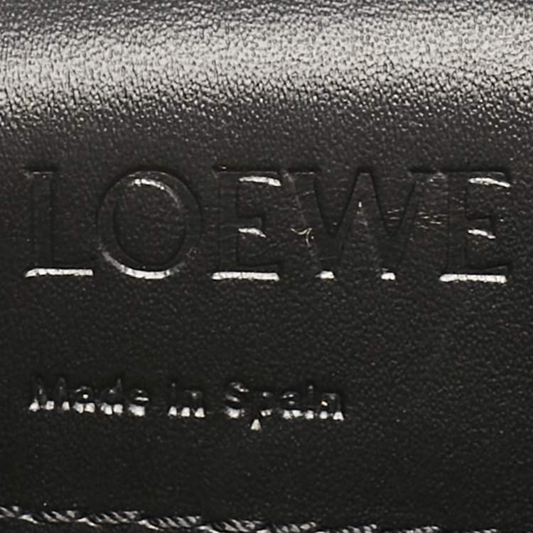 Pre Owned Loewe Black Leather Gusset Crossbody Bag