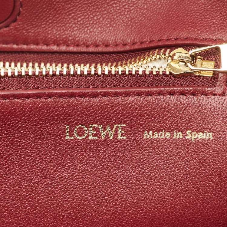 Pre Owned Loewe Burgundy Leather Medium Squeeze Shoulder Bag