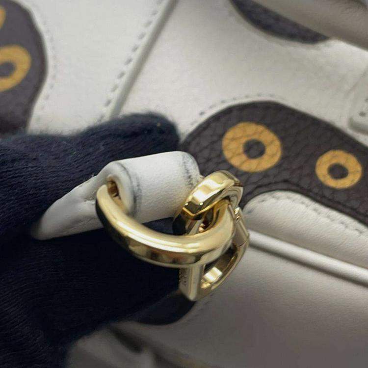 Pre Owned Loewe Amazonas White/Brown Leather Size 16