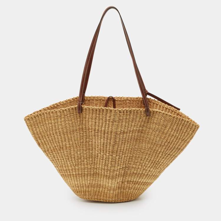 Pre Owned Loewe Natural/Tan Woven Raffia Shell Basket Bag