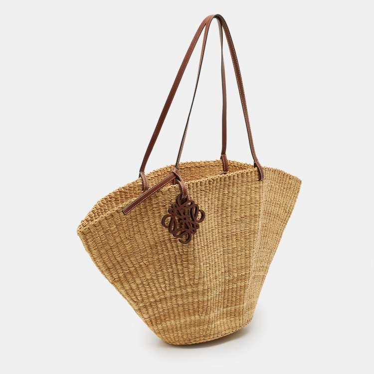 Pre Owned Loewe Natural/Tan Woven Raffia Shell Basket Bag