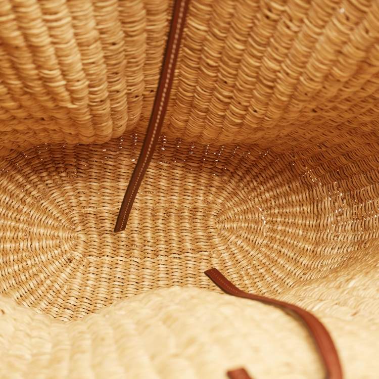 Pre Owned Loewe Natural/Tan Woven Raffia Shell Basket Bag