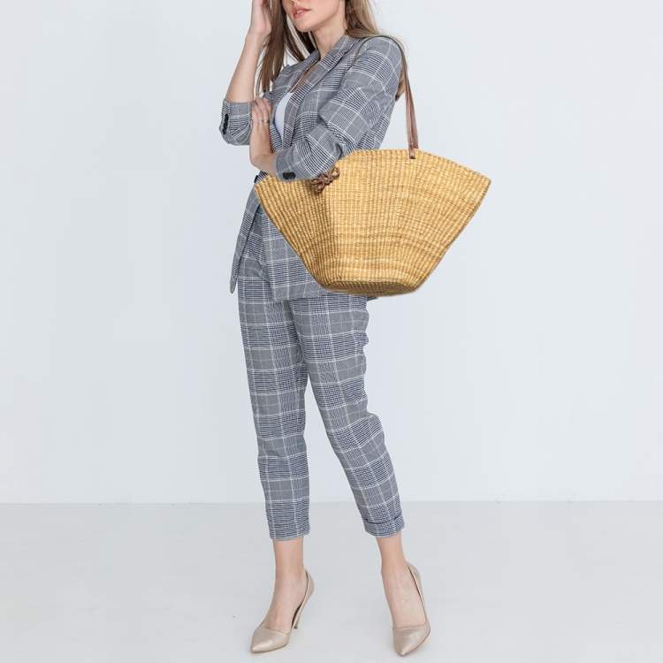 Pre Owned Loewe Natural/Tan Woven Raffia Shell Basket Bag