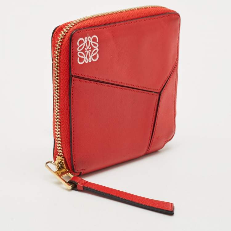 Pre Owned Loewe Red Leather Puzzle Zip Compact Wallet