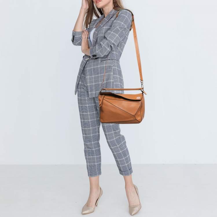 Pre Owned Loewe Tan Leather Medium Puzzle Shoulder Bag