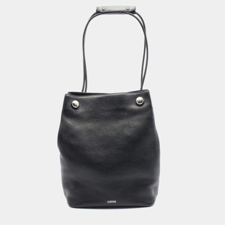 Pre Owned Loewe Black Leather Pebble Hobo Bag 