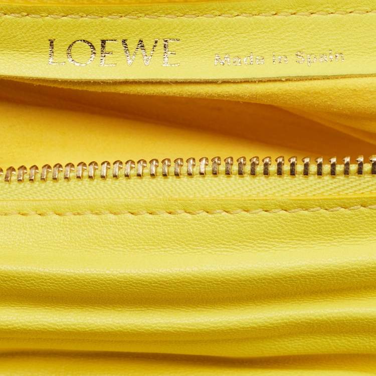 Pre Owned Loewe Yellow Pleated Leather Bracelet Pouch Shoulder Bag
