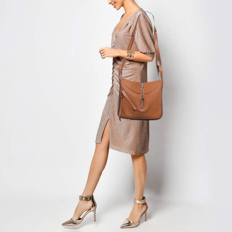 Pre Owned Loewe Brown Leather Small Hammock Shoulder Bag